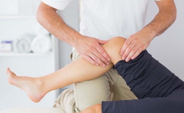 Cách tác động vào huyệt huyết hải