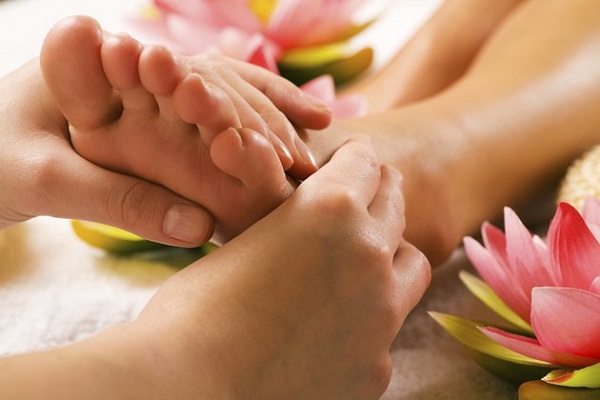 Massage chân