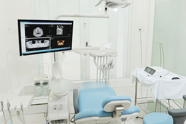 Niềng răng tại nha khoa quận 9 có máy móc, vật liệu y khoa cao cấp