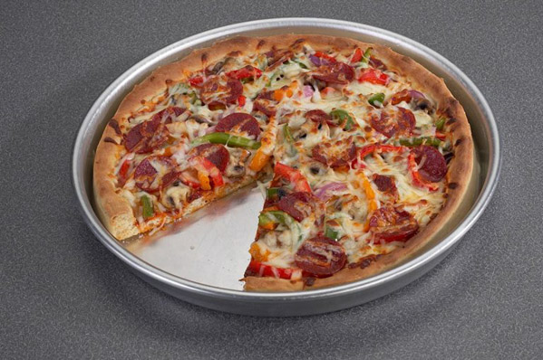 Chảo Pizza nhôm tự nhiên Pizza Pan của Nordic Ware