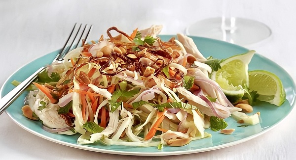 Lưu ý khi làm món gỏi gà