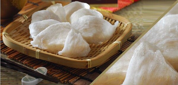 Yến chưng đường phèn là món ăn dễ sử dụng và có nhiều dưỡng chất thiết yếu.