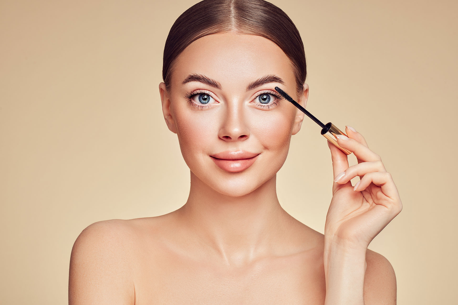 beauty woman applying black mascara on eyelashes 2021 09 02 12 27 25 utc