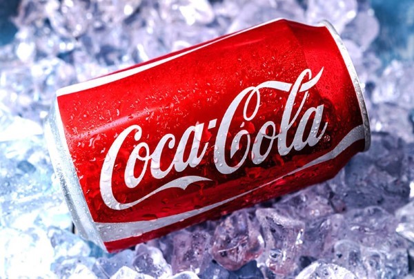 1 lon coca cola bao nhiêu calo?
