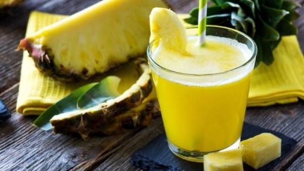 1 cốc nước ép dứa bao nhiêu calo?