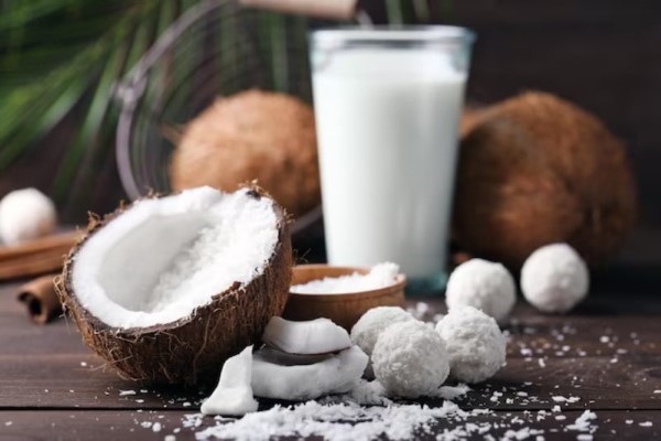 Sinh tô dừa bao nhiêu calo?