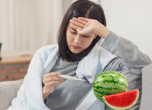 Dưa hấu là lựa chọn tốt cho người bệnh cảm hoặc sốt