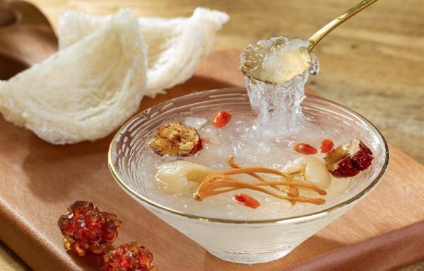 Những lưu ý khi sử dụng nước yến