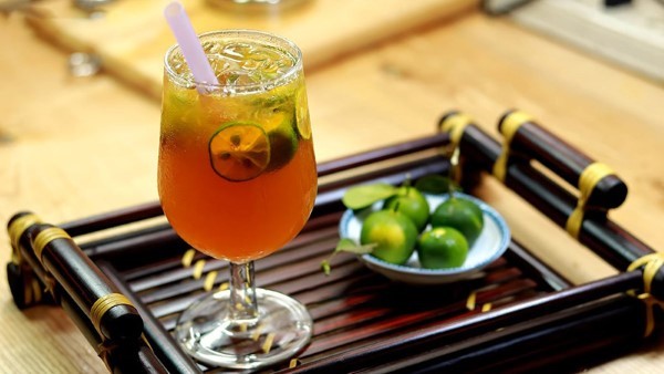 Trà tắc bao nhiêu calo? Uống có béo không? 2 Thành phần của trà tắc bao nhiêu calo?